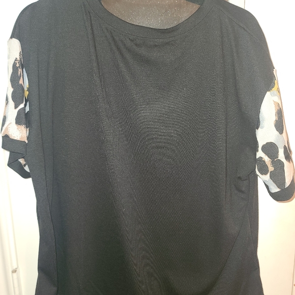 Leopard shirt with pocket - Picture 2 of 2